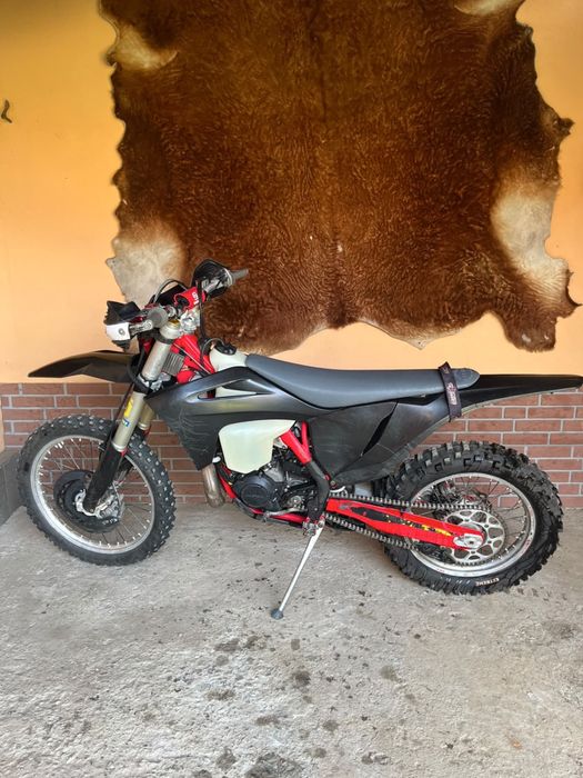 Vand Ktm 300 impecabil (Gas Gas )