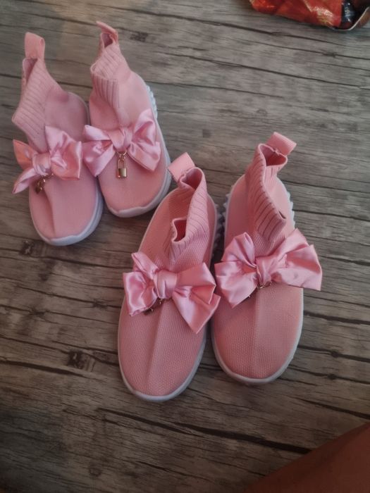 Adidași noi ..mărimi