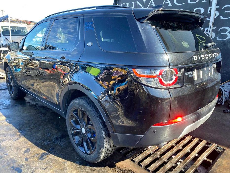 Dezmembrez land rover discovery sport 2.0d/204 DT/bara/far/stop/capota