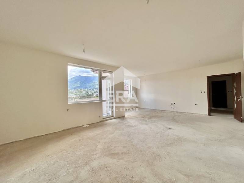 Продава се Тристаен апартамент в София, Карпузица - 115 кв.м за 1700 €/кв.м - Снимка #2