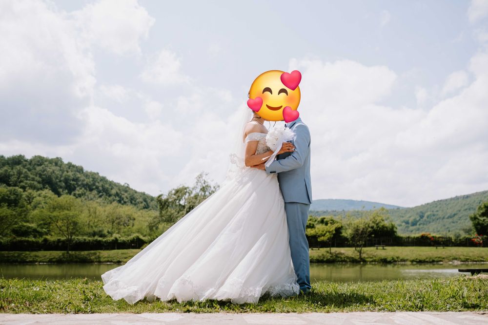 Сватбена рокля от S