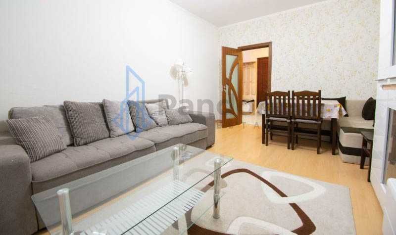 Двустаен апартамент под наем в кв. Дружба 1