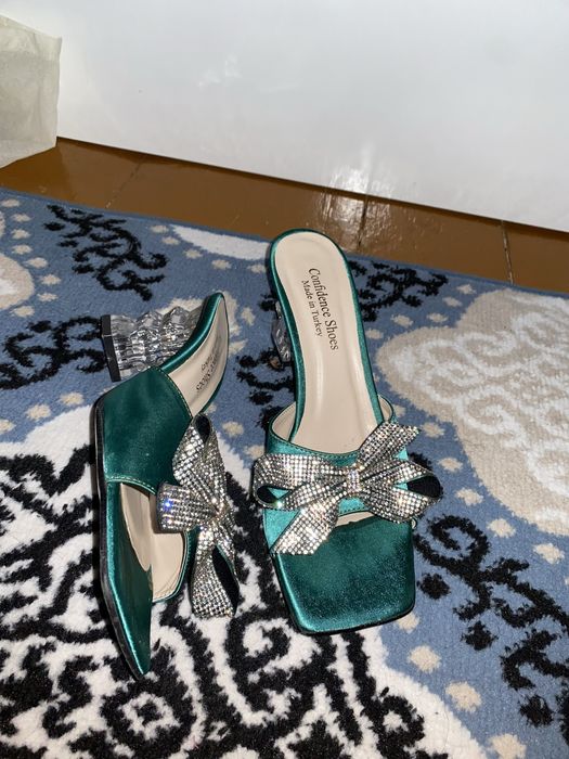 Тапочки на каблуках