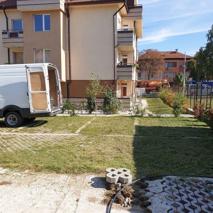 Косене на трева,почистване от храсти и дръвчета