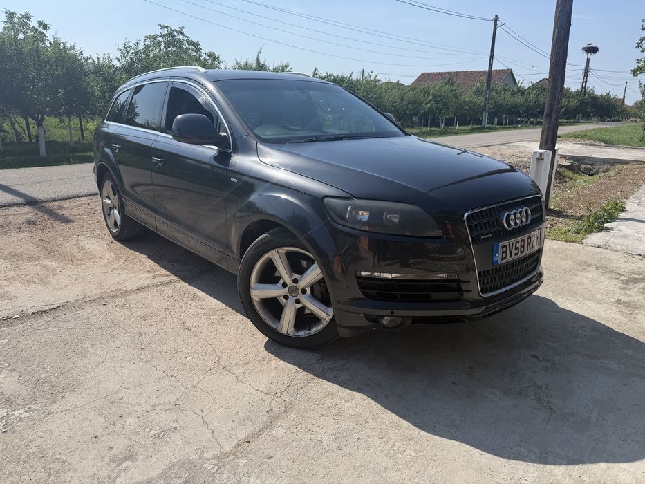 Audi q7 3.0 tdi 240 cp