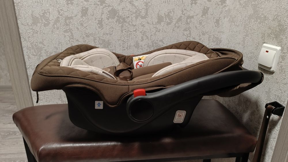 Автолюлька автокресло