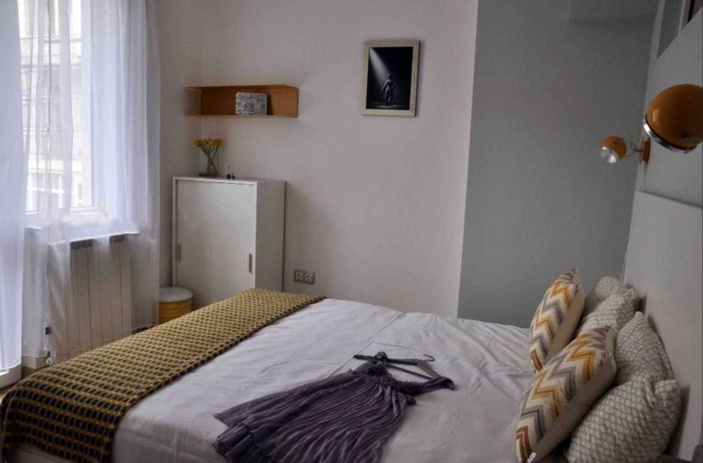 Дава се под наем Двустаен апартамент в София, Център - 55 кв.м за 736.95 € - Снимка #4