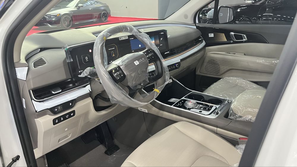 Kia Carnival hybrid 2026