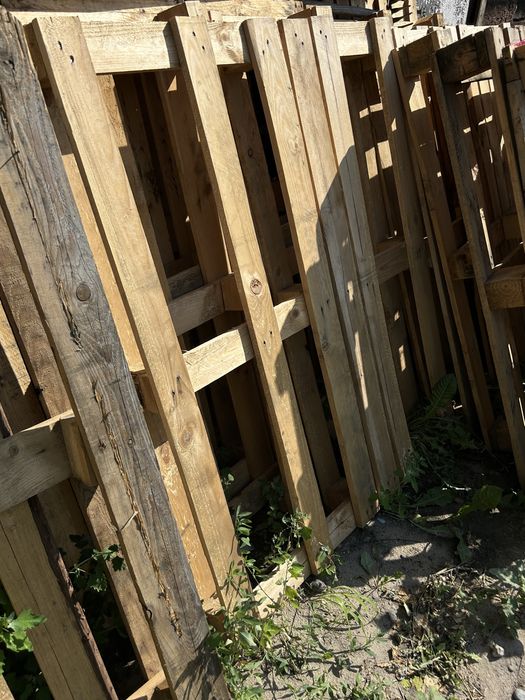 Продам поддоны не евро