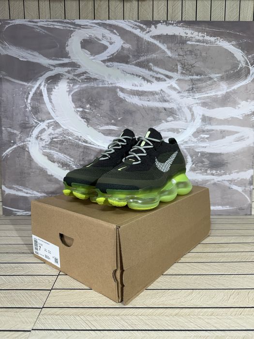 Nike Air Max Scorpion Volt