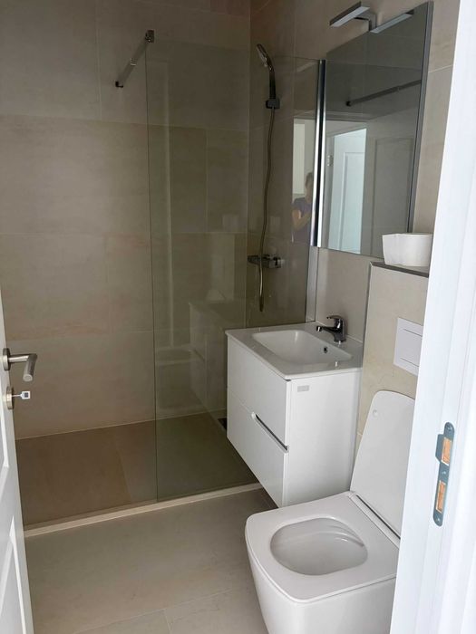 Inchiriez apartament nou in Apahida