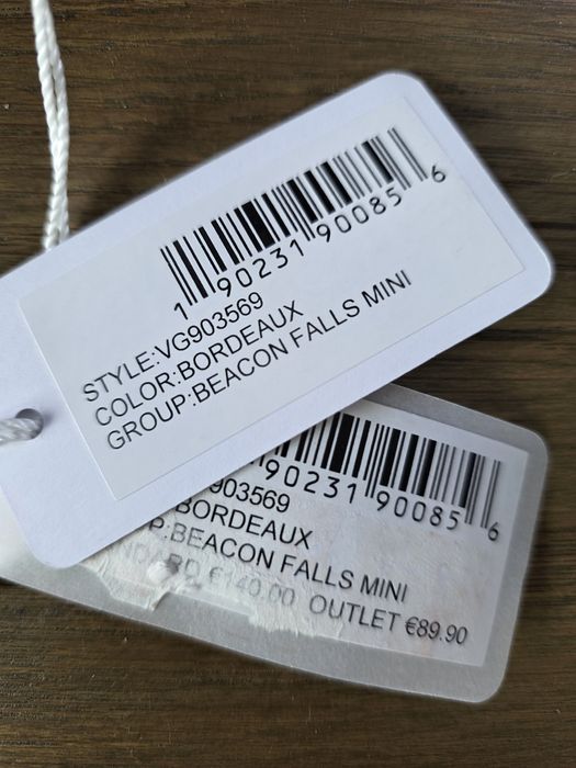 Нова Дамска чанта Guess