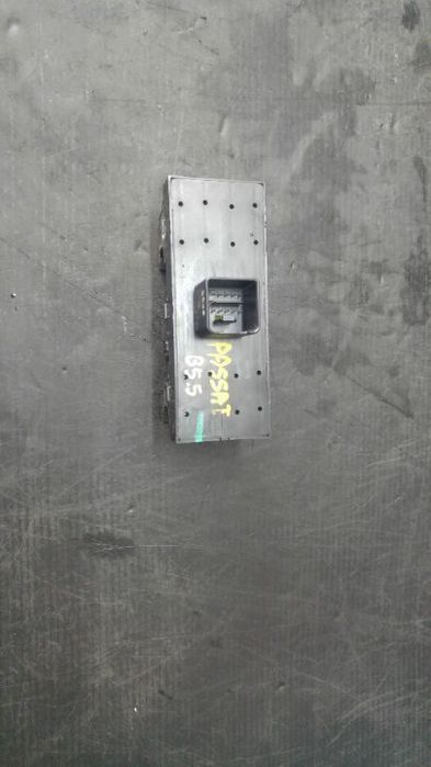 Butoane geamuri electrice stanga fata vw passat b5.5 1k4959857
