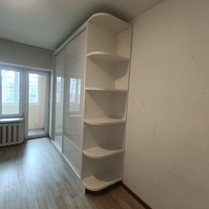Продам платяной шкаф