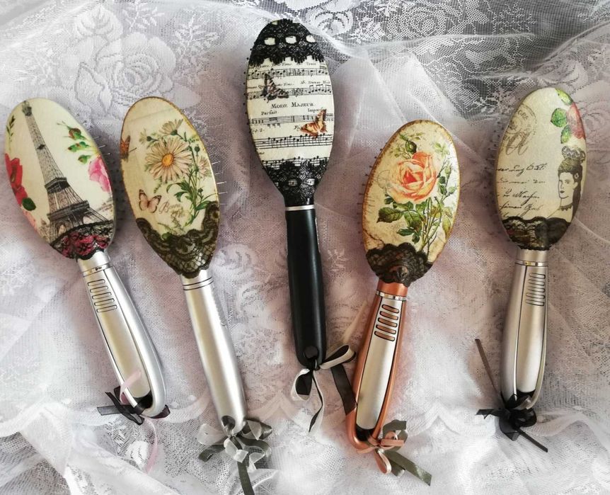 Четки за коса различни модели