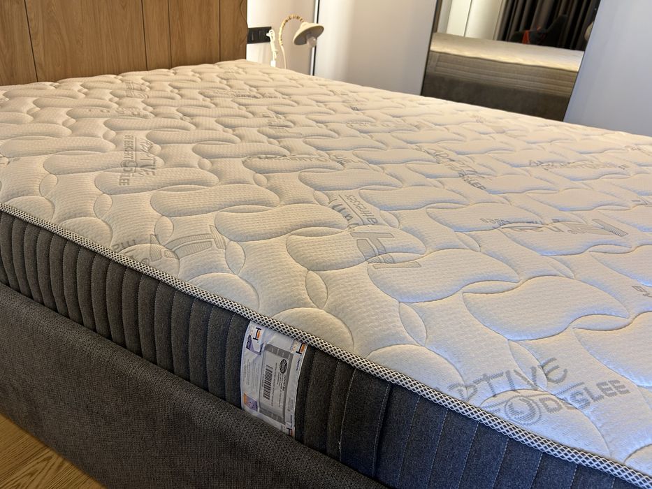 Двулицев матрак Aruba Dream Мемори Hybrid 180/200