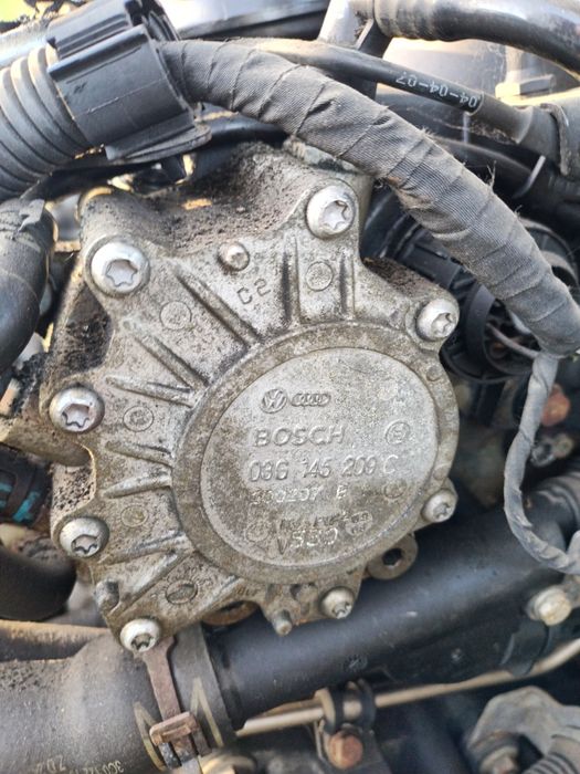 Pompa înaltă VW Passat b 6 motor 2000 TDI