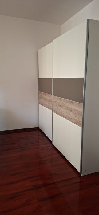 Apartament 2 cam de inchiriat