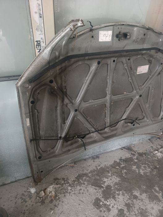 Продам капот тайота Камри 30