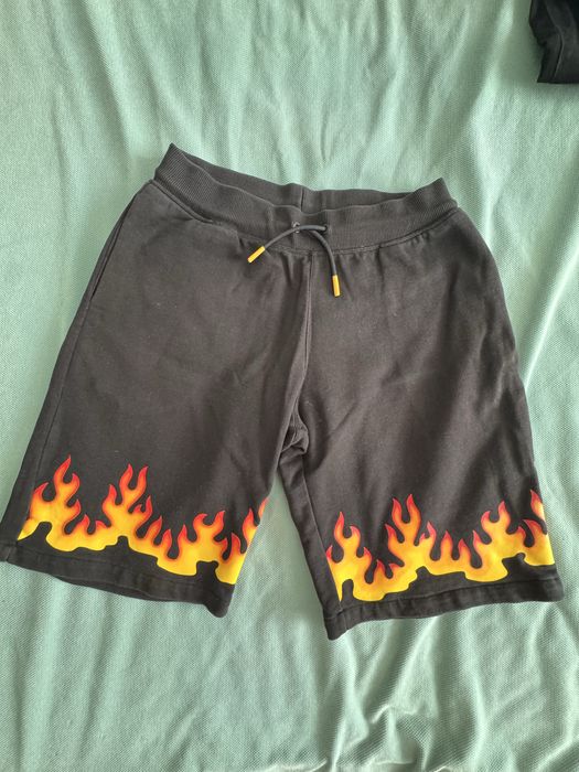 Pantaloni scurti Hugo Boss marimea M