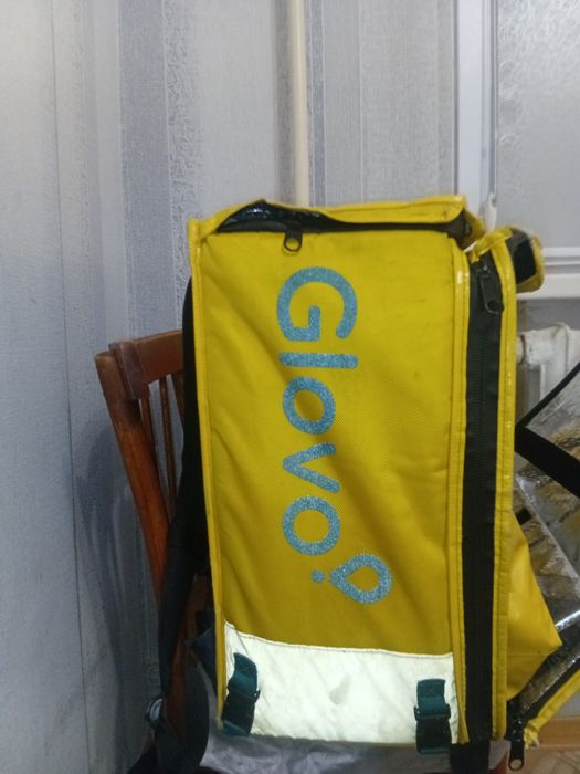 Продам термосумку Glovo