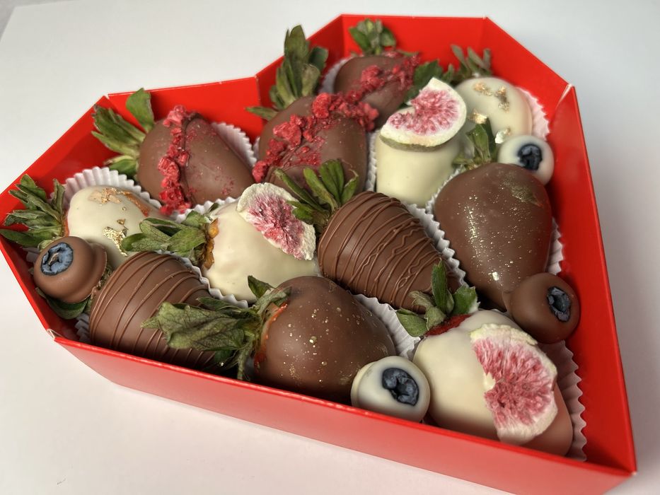 Клубника в шоколаде по предзаказу
