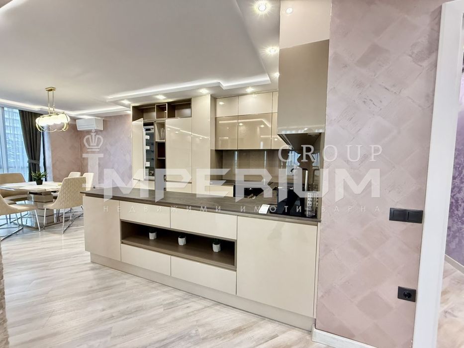 Двустаен обзаведен апартамент под наем кв. Бриз, гр. Варна ПАРКОМЯСТО