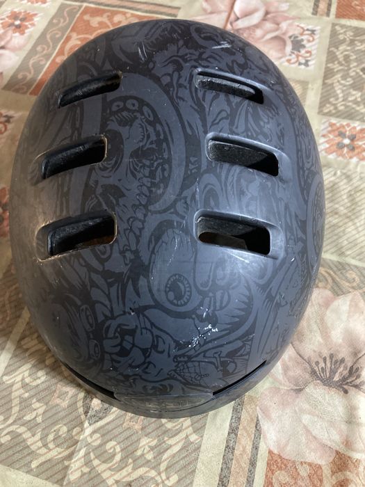 Casca bicicleta marca “BELL”