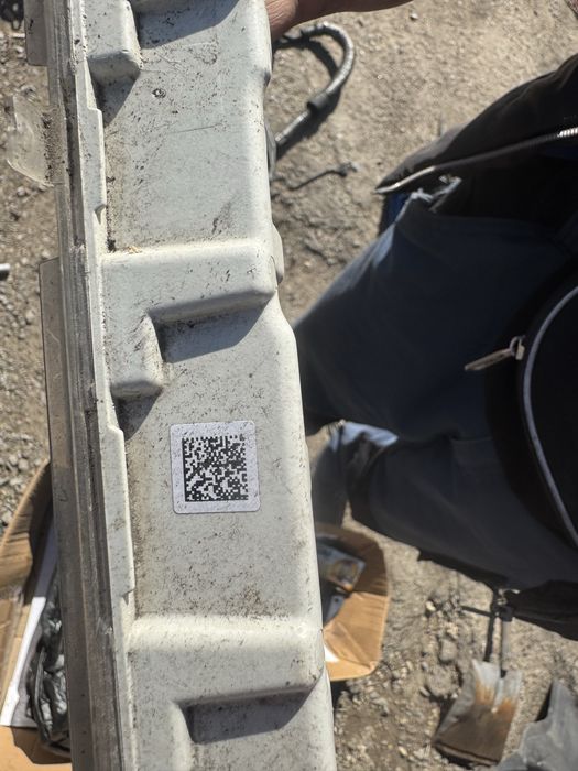 MERCEDES C219 CLS барче ключалки стоп предно стъкло