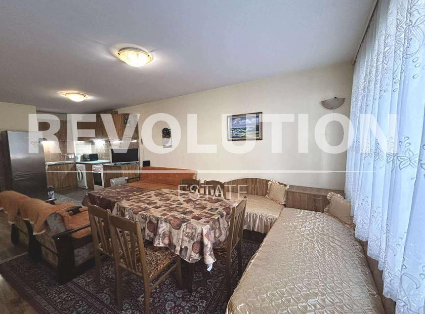 Дава се под наем Двустаен апартамент в Варна, Погреби - 70 кв.м за 450 € - Снимка #2