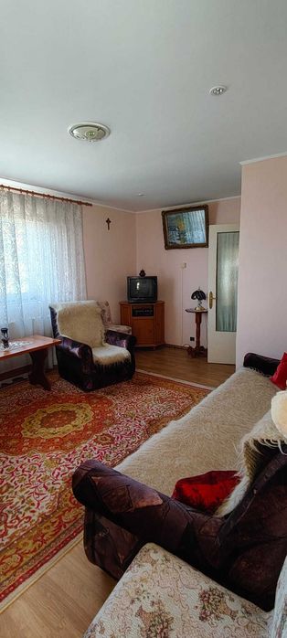 Vând apartament cu 2 camere, decomandat – Urziceni, Ialomița (zona Policlinicii)