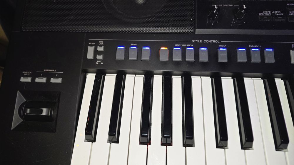Orgă Yamaha Psr SX 920 În garanție 7700 lei negociabil!