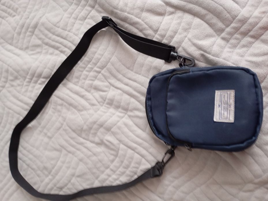 Барсетка через плечо