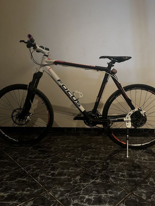 Bicicleta focus cypress