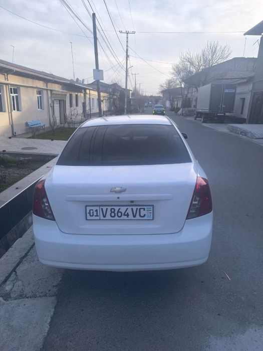 Lasetti srochna sotiladi