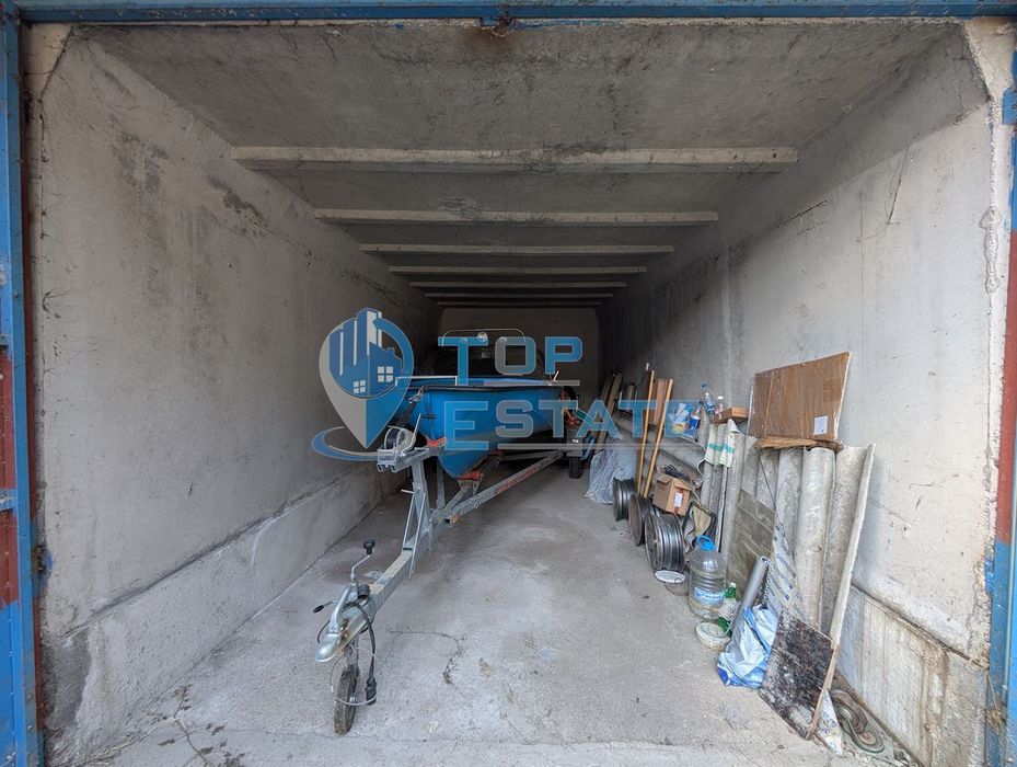 Продава се Гараж / Паркомясто в Горна Оряховица - 21 кв.м за 762 €/кв.м - Снимка #1