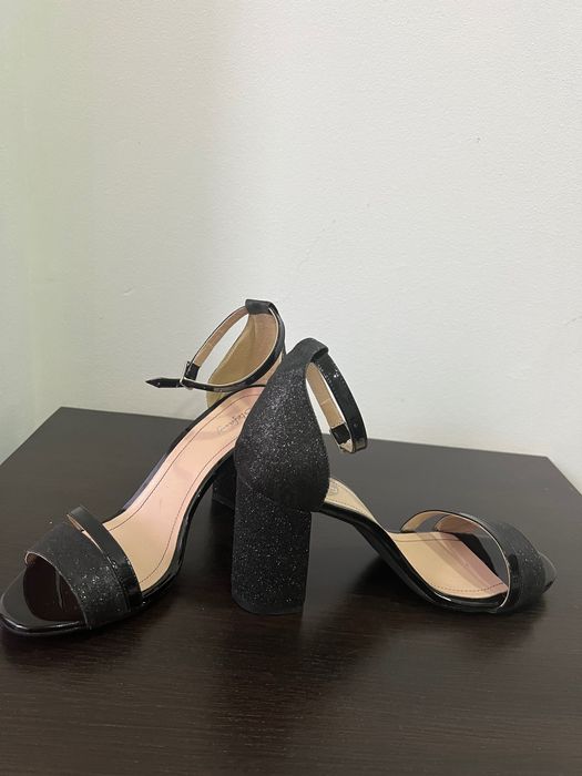 Sandale piele mărimea 38