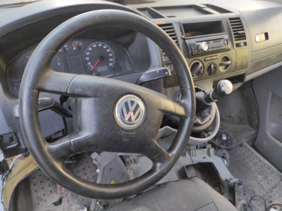 Продавам на части VW T5 2.5 TDI
