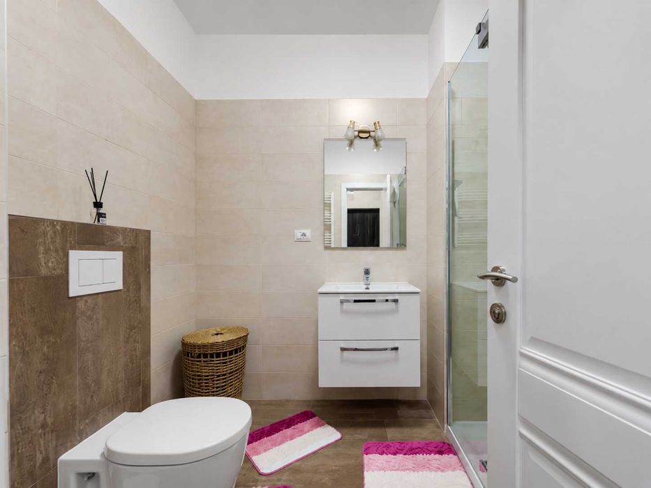 Inchiriere apartament Adora Park