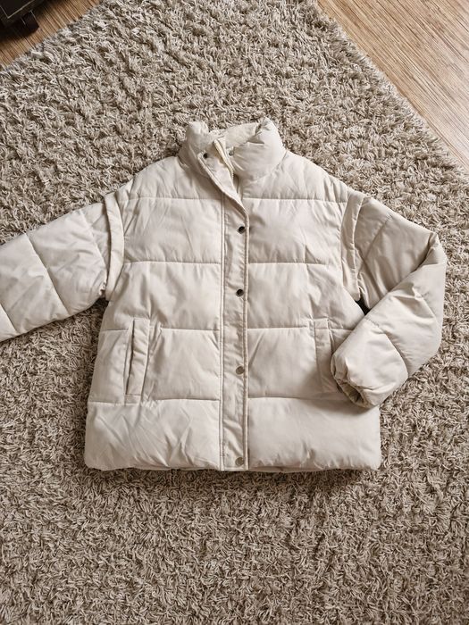 Продам зимнюю куртку для подростка