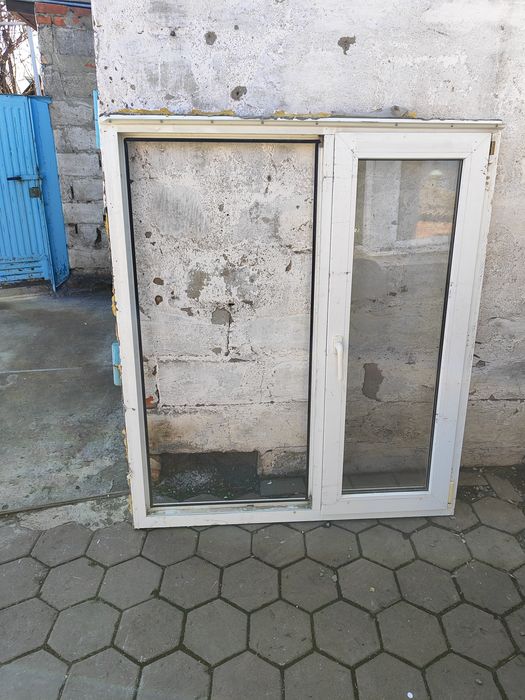 Продам пластиковое окно