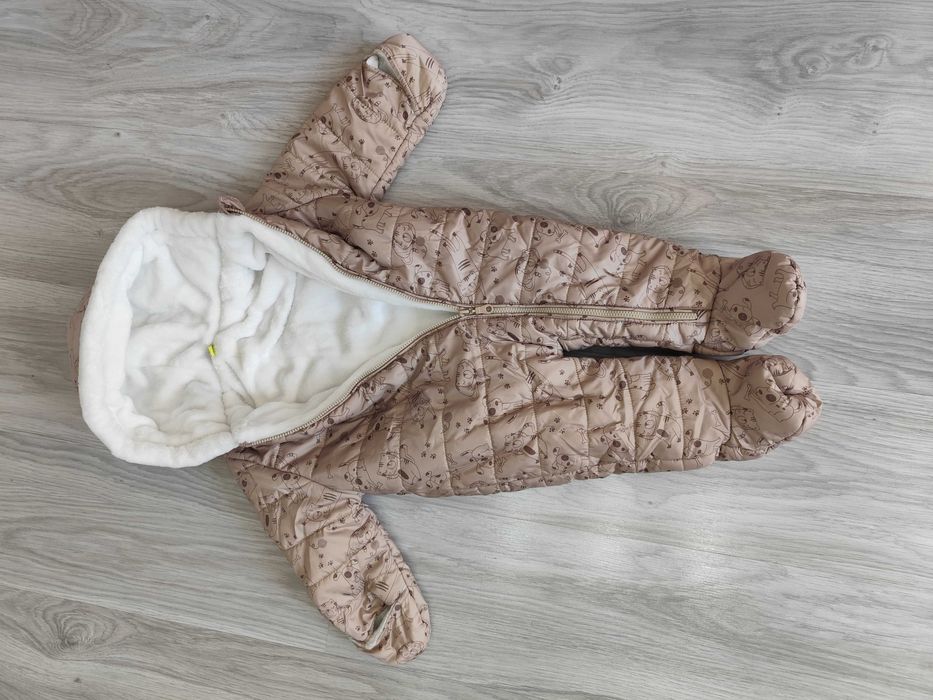 Чисто нов бебешки зимен космонафт