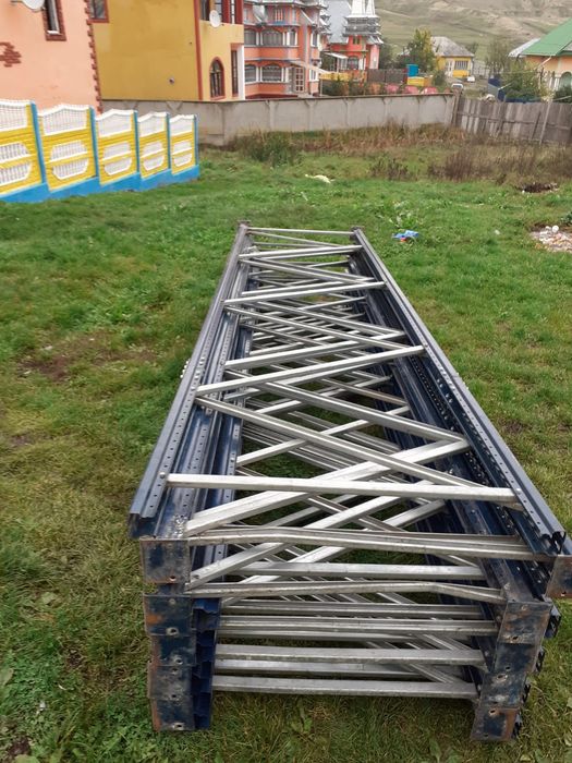 Rafturi metalice profesionale reglabile cu discount de 15% sub prețul