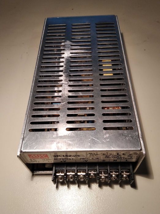 Захранване MEAN WELL SPV-150-24