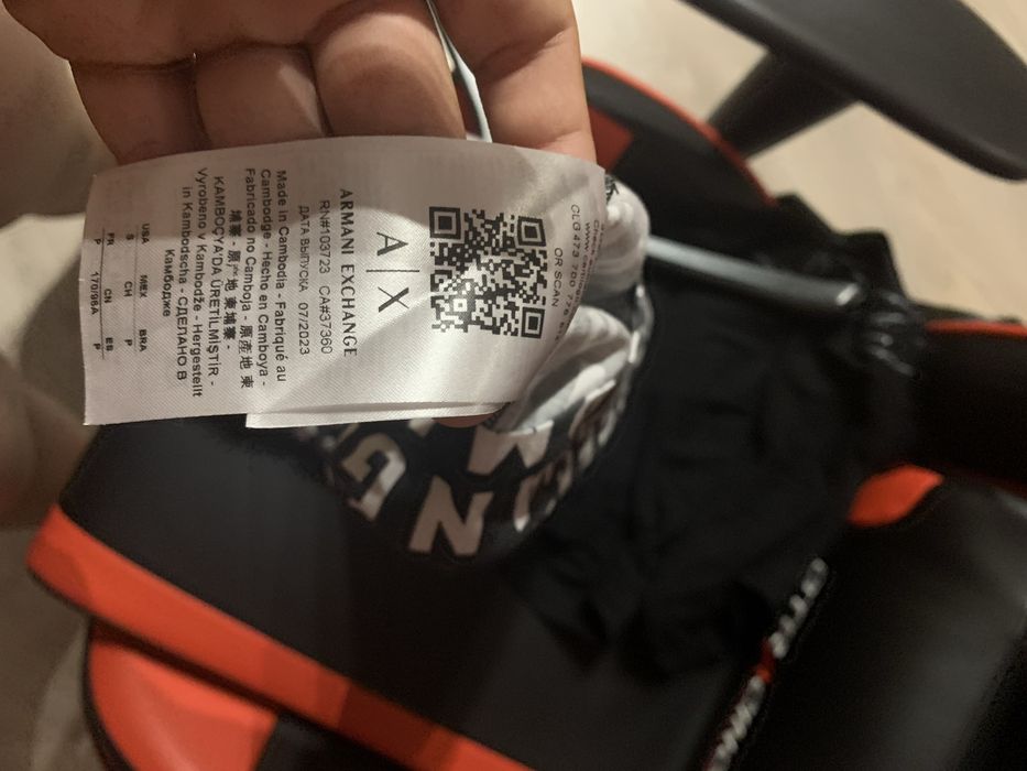 Оригинални мъжки тениски Armani Exchange и Karl Lagerfeld (Размер S) – КАТО НОВИ