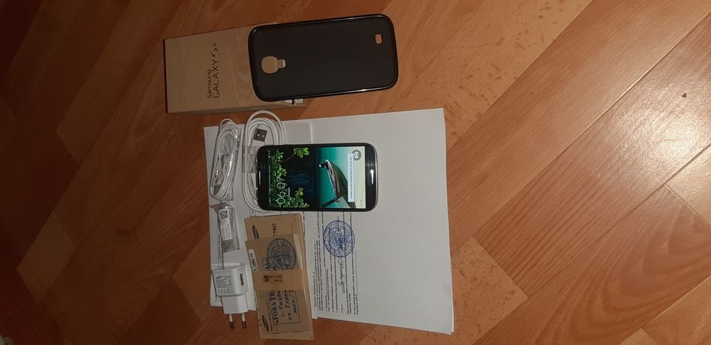 Продам Samsung Galaxy S4