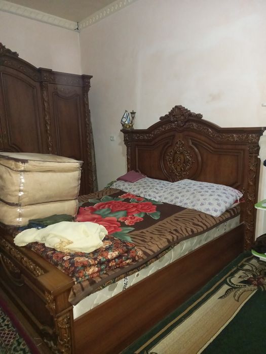 Yotoqxona mebeli sotiladi