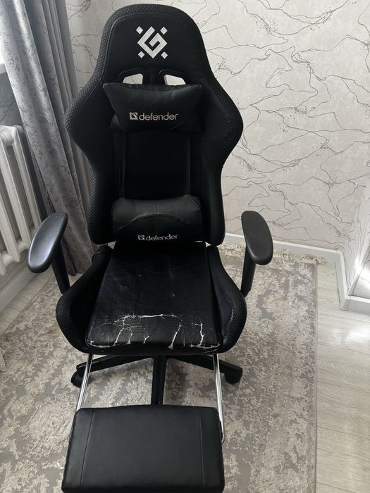 Игровое кресло.