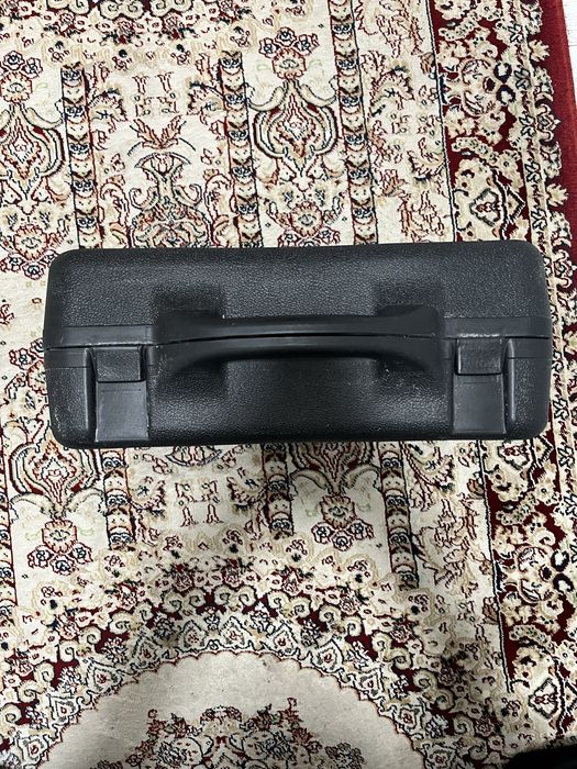 набор гантелей.