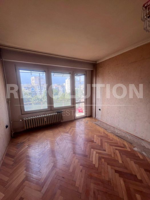 Продава се Тристаен апартамент в София, Бъкстон - 100 кв.м за 2430 €/кв.м - Снимка #4